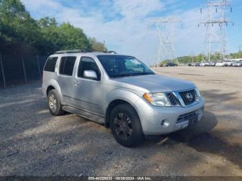  Salvage Nissan Pathfinder