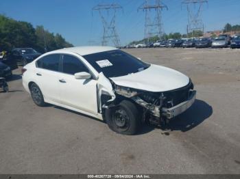  Salvage Nissan Altima