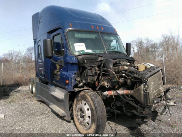  Salvage Freightliner Cascadia 125