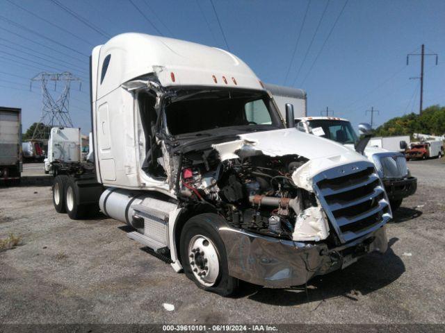  Salvage Freightliner New Cascadia 126