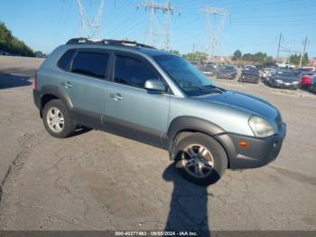  Salvage Hyundai TUCSON