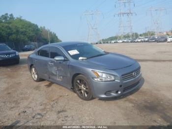  Salvage Nissan Maxima