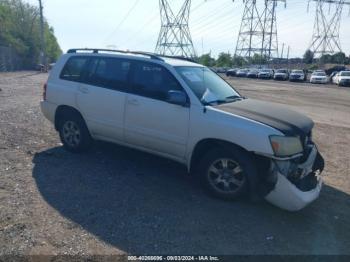  Salvage Toyota Highlander