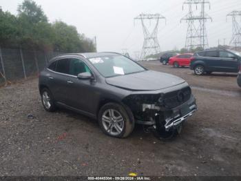  Salvage Mercedes-Benz GLA