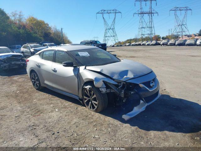  Salvage Nissan Maxima