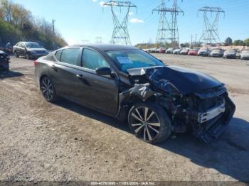  Salvage Nissan Altima