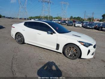  Salvage Kia Stinger