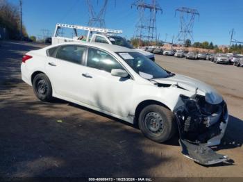  Salvage Nissan Altima