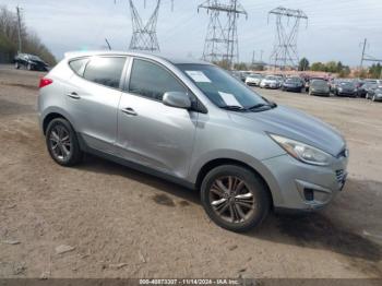  Salvage Hyundai TUCSON