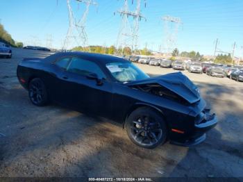  Salvage Dodge Challenger