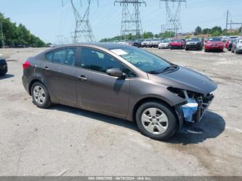  Salvage Kia Forte