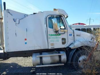  Salvage Freightliner Columbia