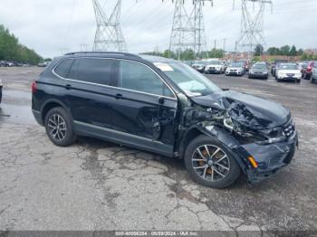  Salvage Volkswagen Tiguan