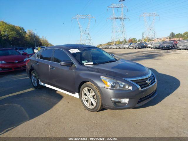  Salvage Nissan Altima