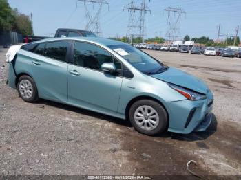  Salvage Toyota Prius