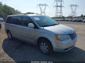  Salvage Chrysler Town & Country