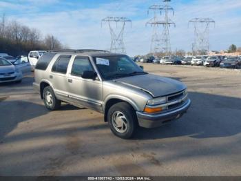  Salvage Chevrolet Blazer