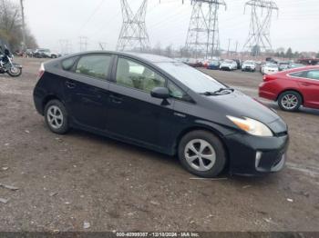  Salvage Toyota Prius