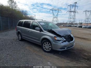  Salvage Chrysler Town & Country