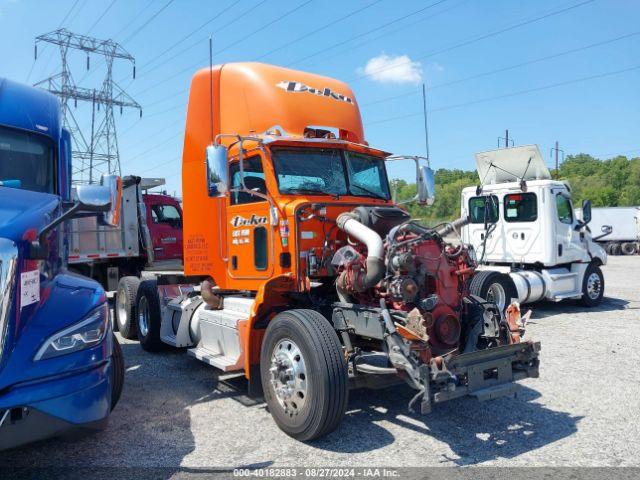  Salvage Peterbilt 386