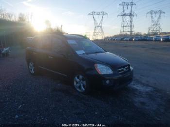  Salvage Kia Rondo