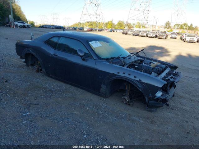  Salvage Dodge Challenger