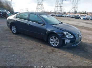  Salvage Nissan Altima