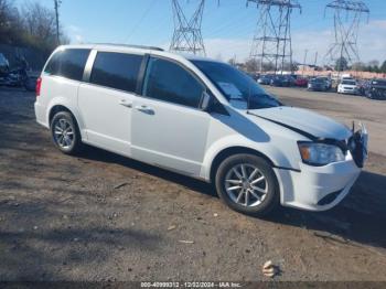  Salvage Dodge Grand Caravan