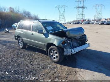  Salvage Toyota Highlander