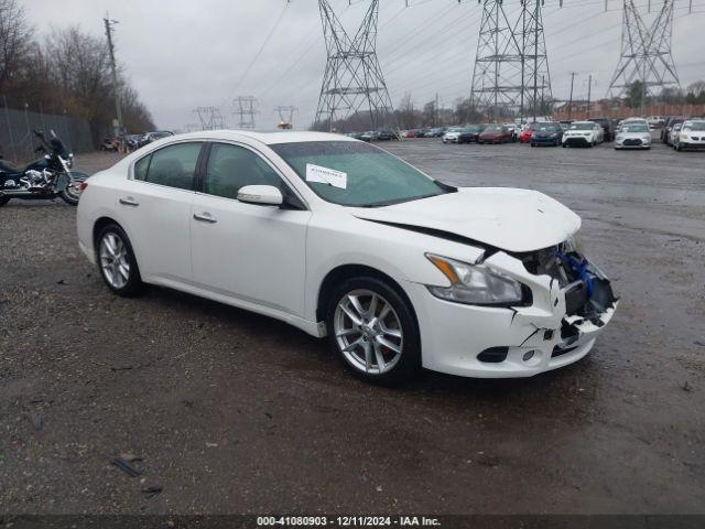  Salvage Nissan Maxima