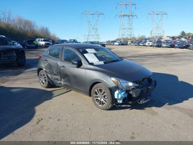  Salvage Toyota Yaris