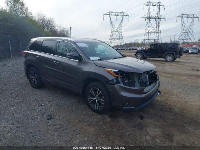  Salvage Toyota Highlander