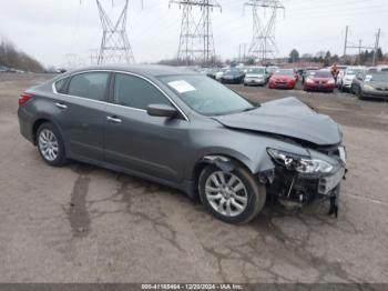  Salvage Nissan Altima