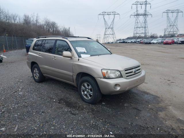  Salvage Toyota Highlander