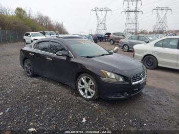  Salvage Nissan Maxima