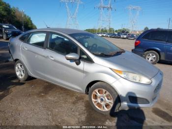  Salvage Ford Fiesta