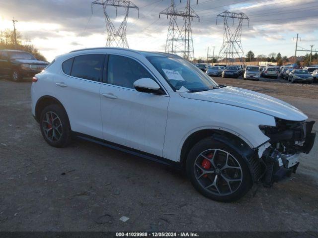  Salvage Alfa Romeo Stelvio