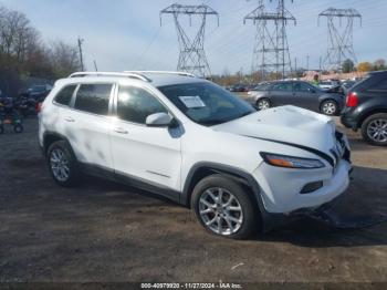  Salvage Jeep Cherokee