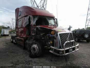  Salvage Volvo Vnl