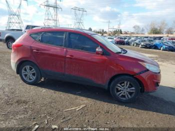  Salvage Hyundai TUCSON