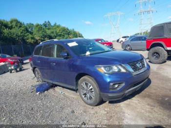  Salvage Nissan Pathfinder