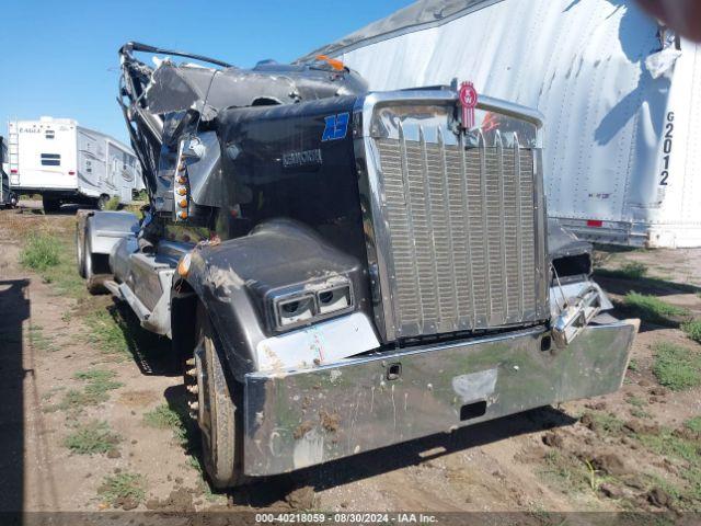  Salvage Kenworth Construction