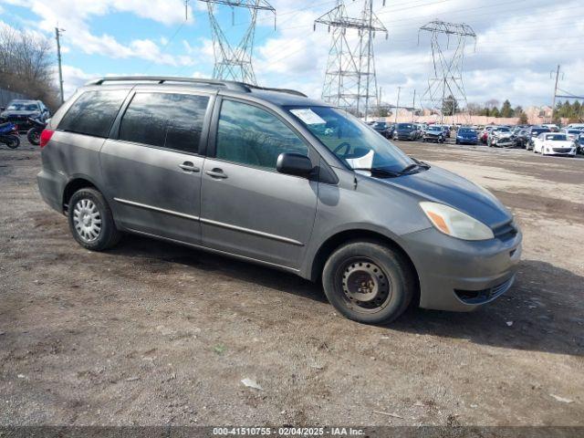  Salvage Toyota Sienna