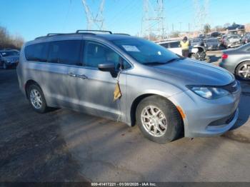  Salvage Chrysler Voyager