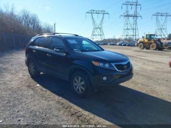  Salvage Kia Sorento