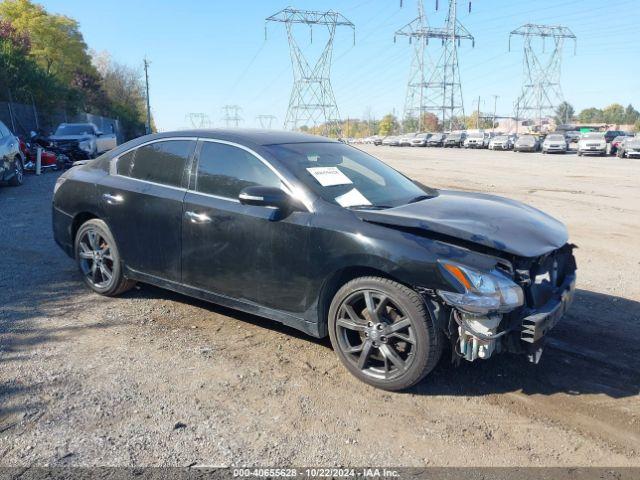  Salvage Nissan Maxima