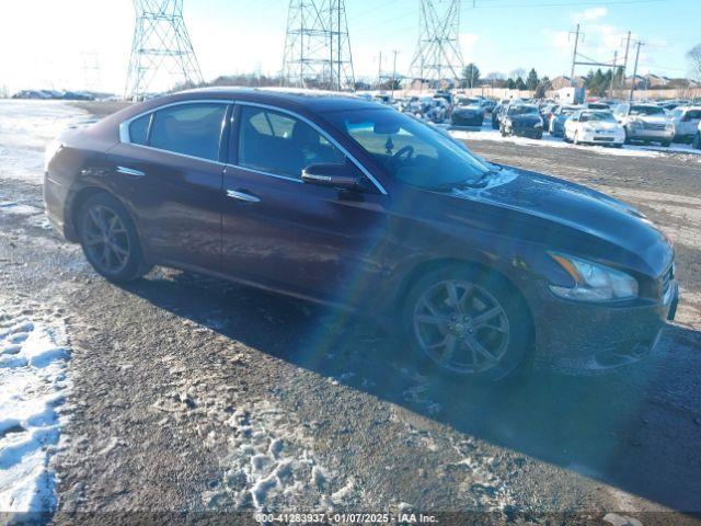  Salvage Nissan Maxima