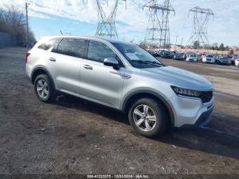  Salvage Kia Sorento