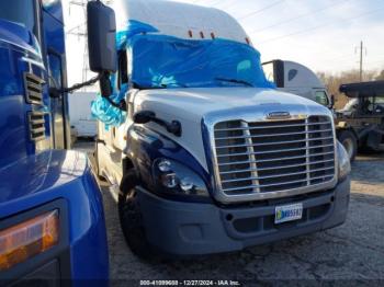  Salvage Freightliner Cascadia 125