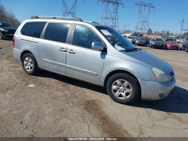  Salvage Kia Sedona